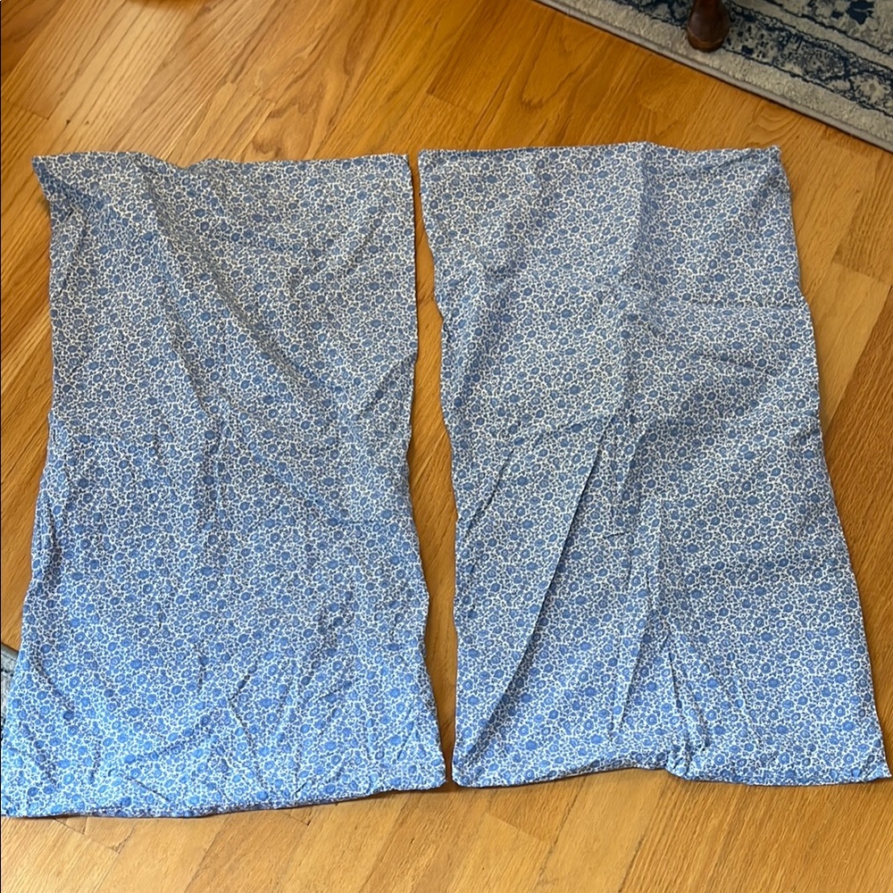 J. Crew Liberty Blue Floral Fabric pillow shams BO215 set of 2